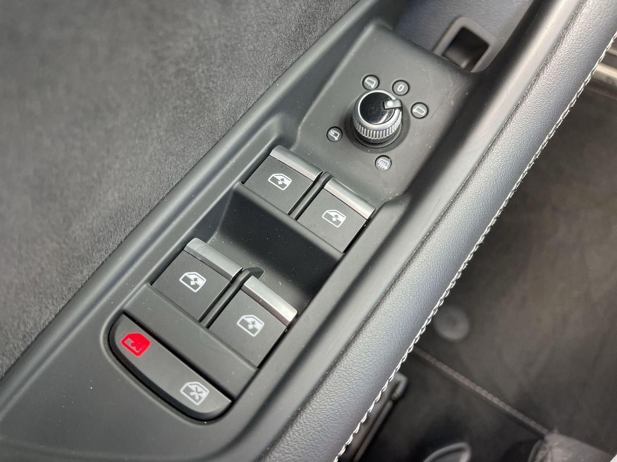 Audi A5 40 TDI quattro S line PANO 20" AHZ NAVI LEDER