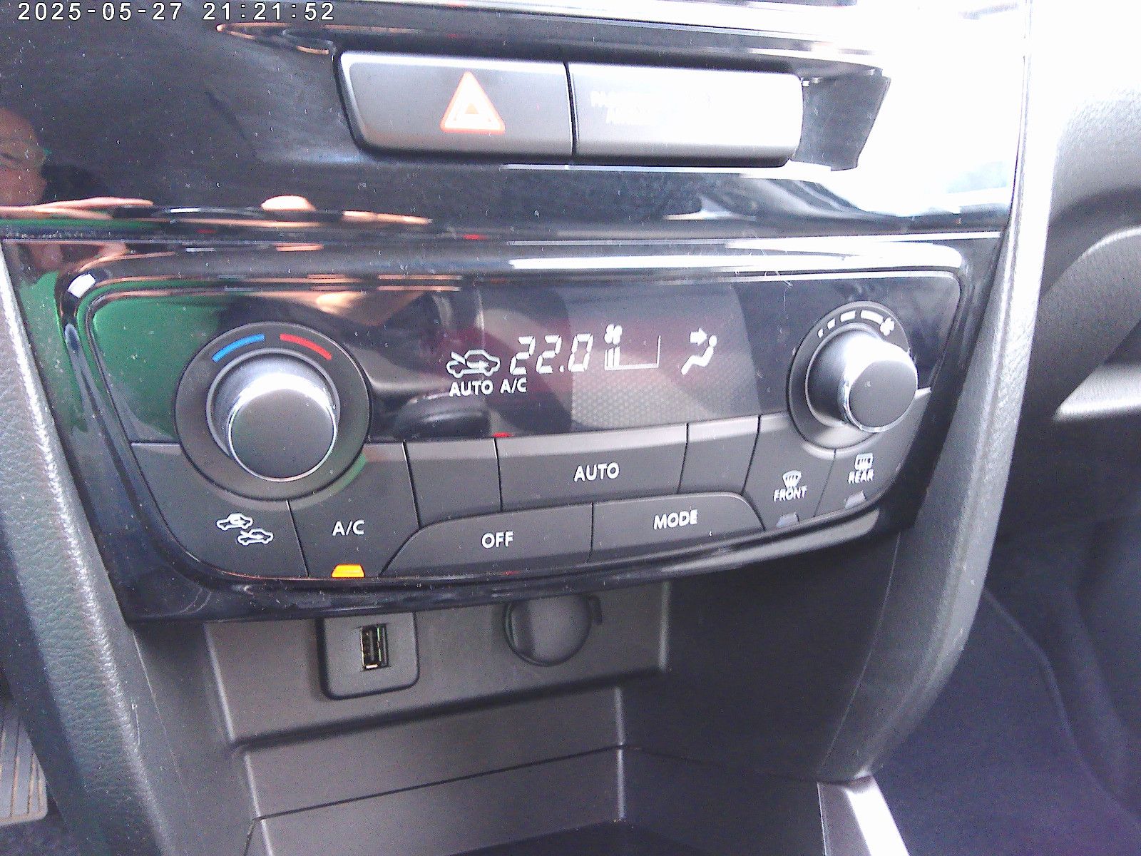 Suzuki Vitara 1.4 BOOSTERJET Hybrid 4x4 - Samsaru's Car Outlet