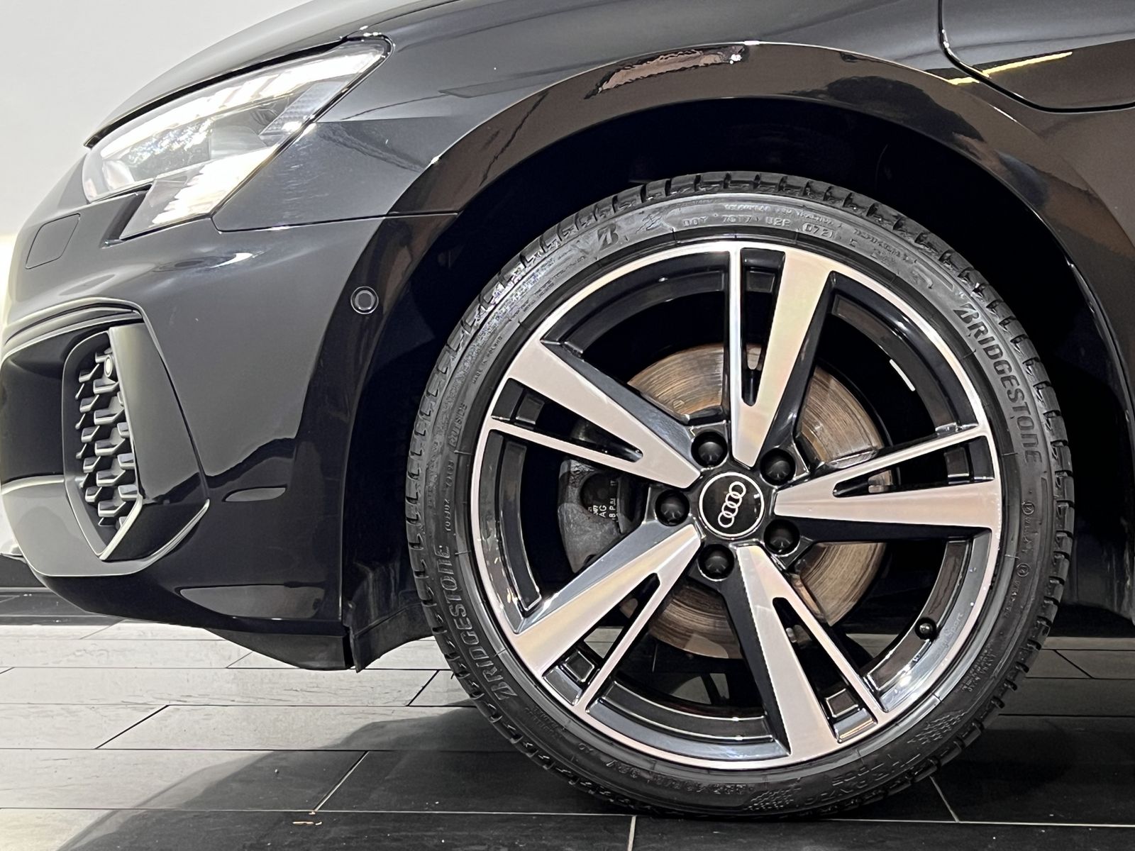 Audi A3 40 TFSIe S-line - Samsaru's Car Outlet