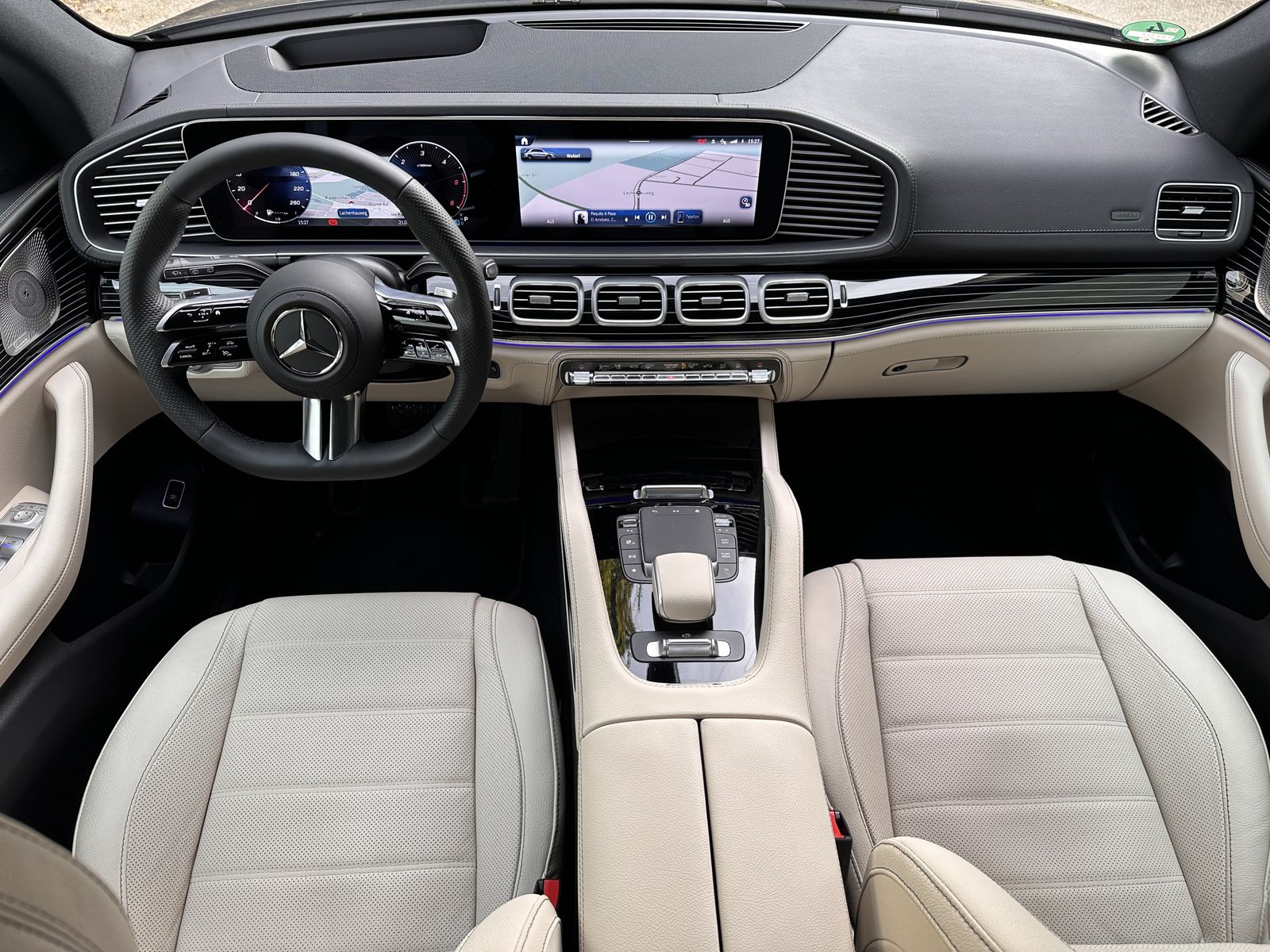 Mercedes-Benz GLE 450 D AMG Night designo LED Pano Standheizu.