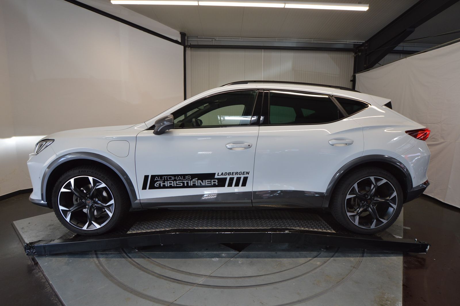Cupra Formentor 1.4 e-HYBRID - Samsaru's Car Outlet