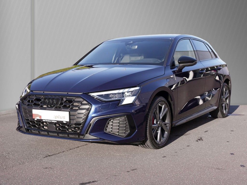 Audi A3 Sportback 45 TFSI e S line S-tron Navi Matrix