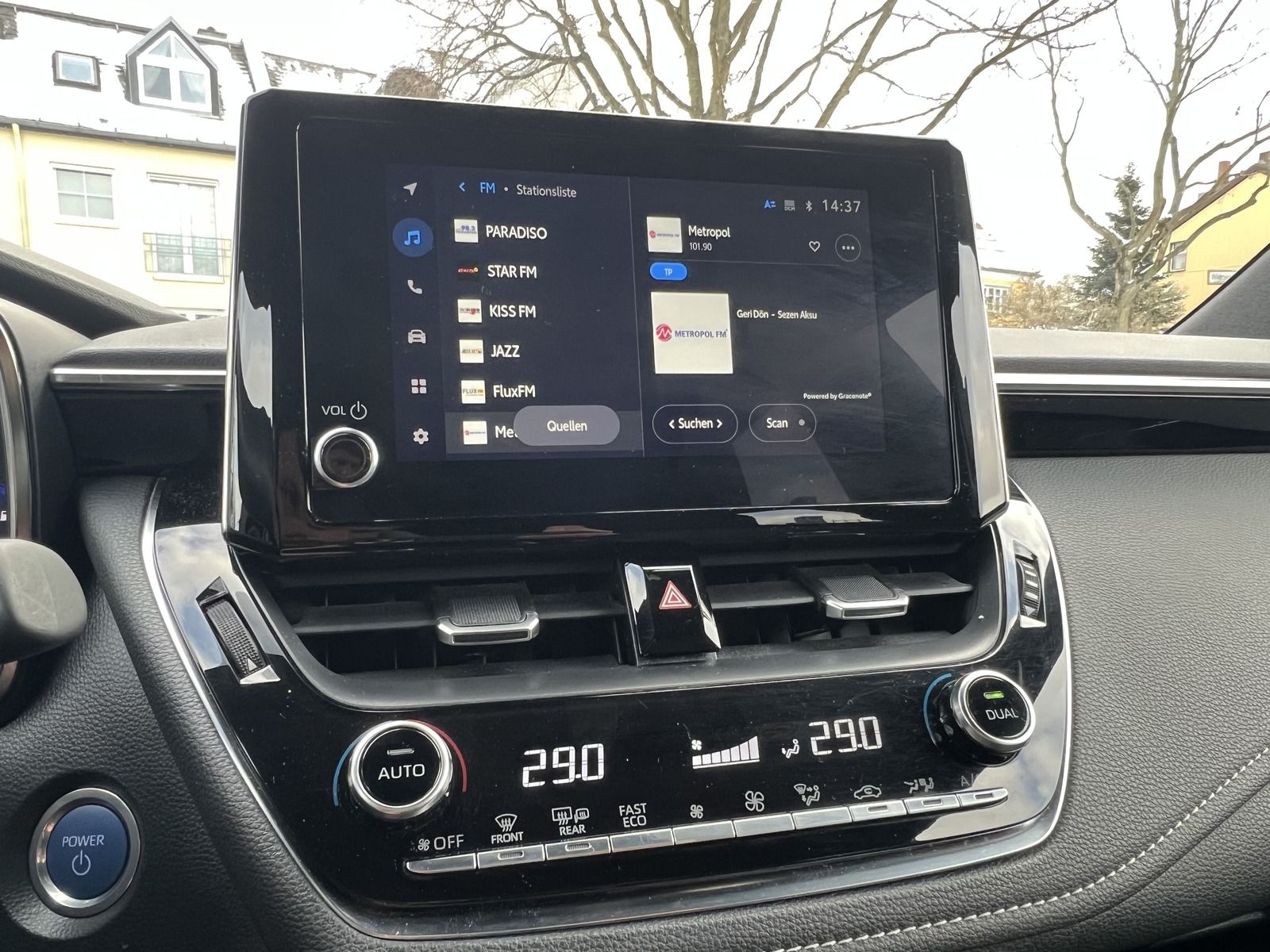 Toyota Corolla Touring Hybrid - Samsaru's Car Outlet