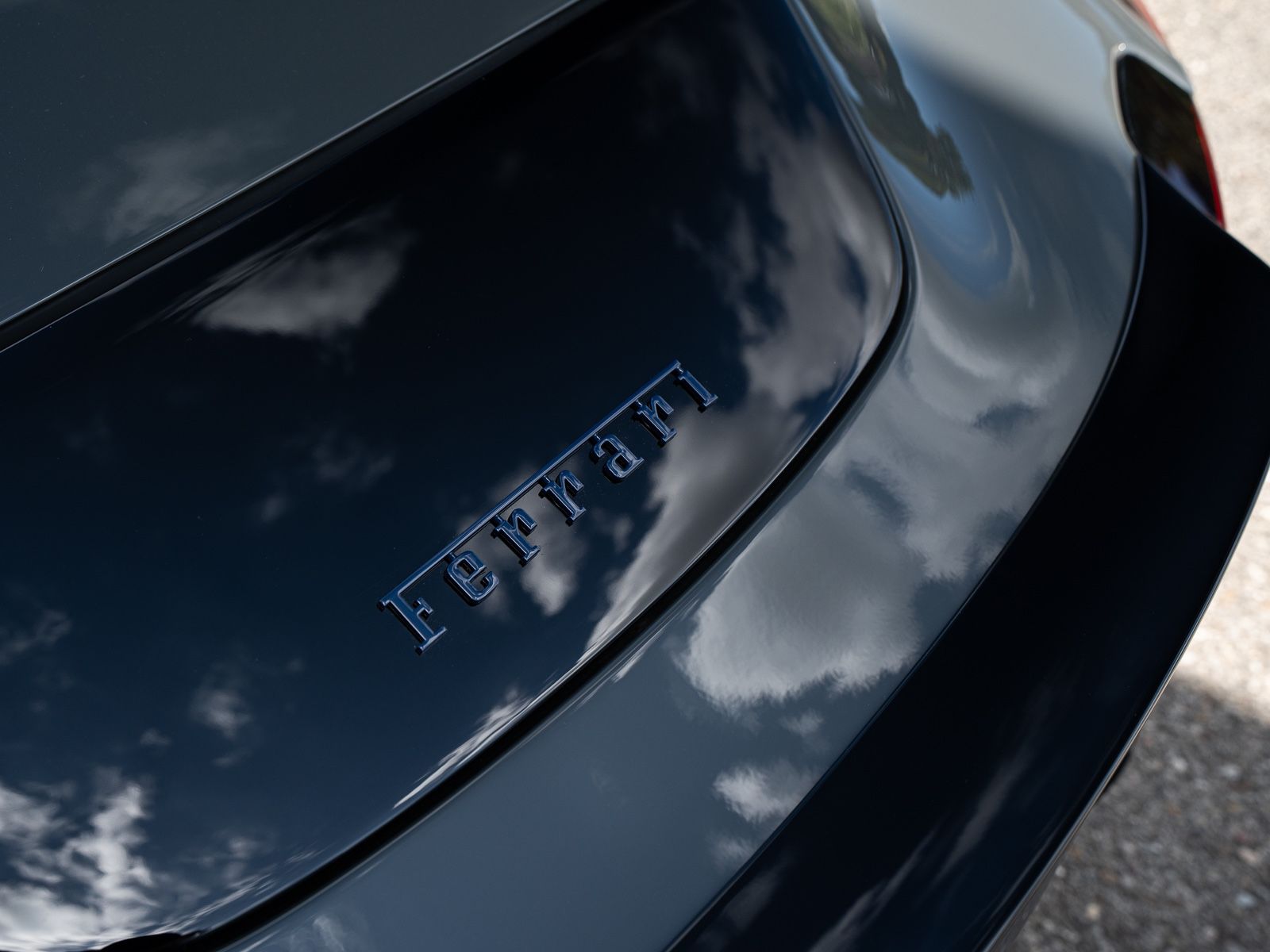 Ferrari Roma Spider - Samsaru's Car Outlet