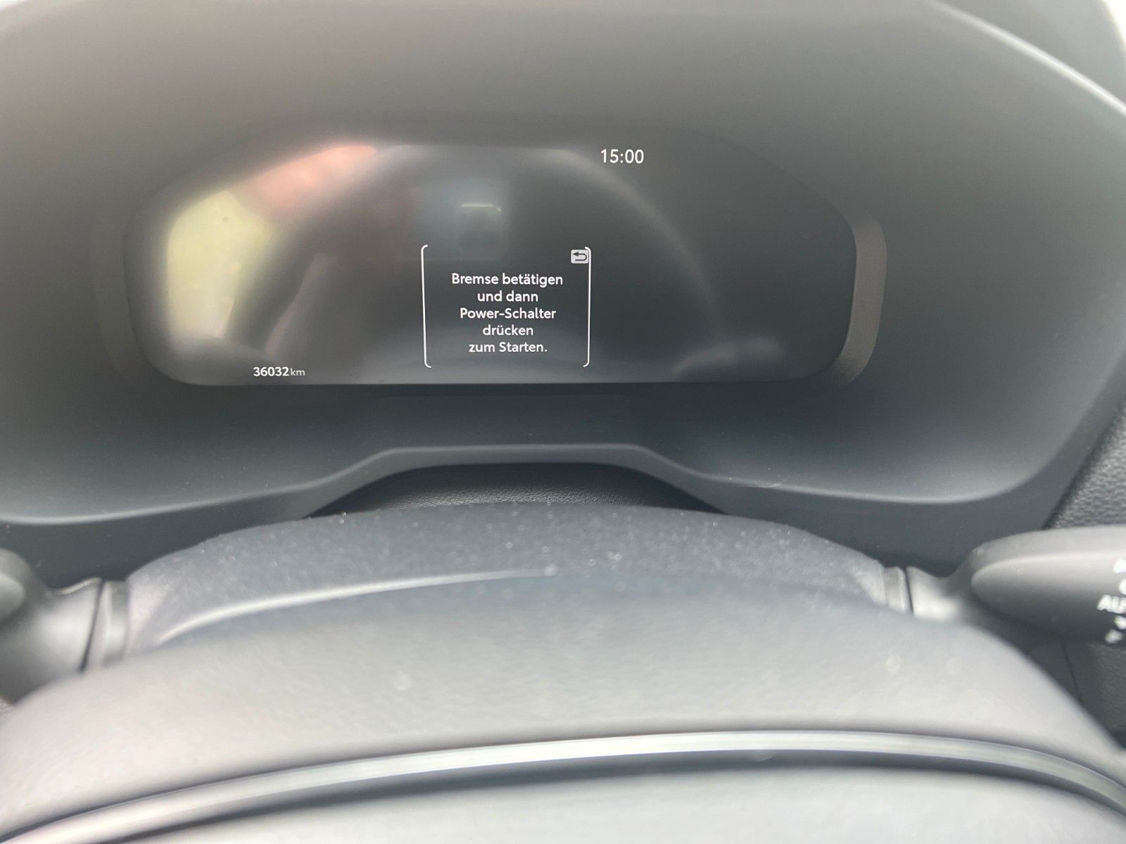 Toyota RAV4 2.5 Hybrid 4x4 - Samsaru's Car Outlet