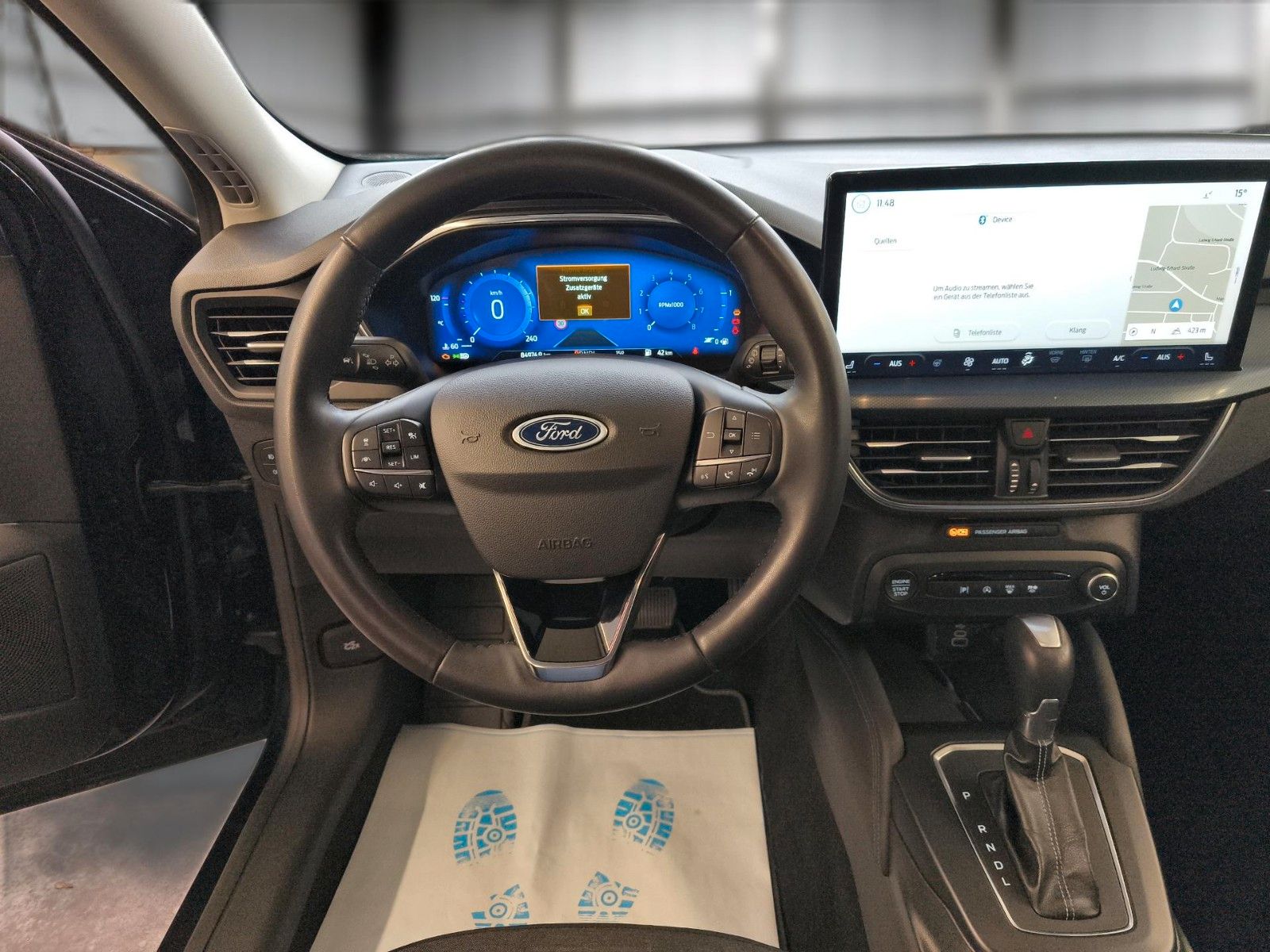 Ford Focus Turnier Active X NAVI LED ACC RFK