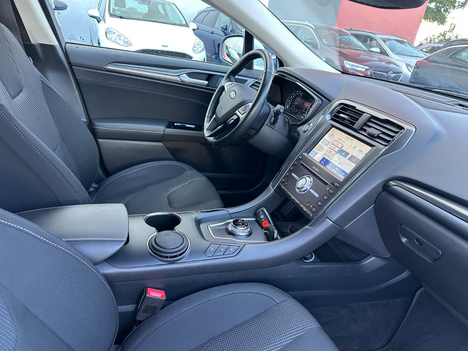 Ford Mondeo Turnier 2.0 ECOB Titanium - Samsaru's Car Outlet