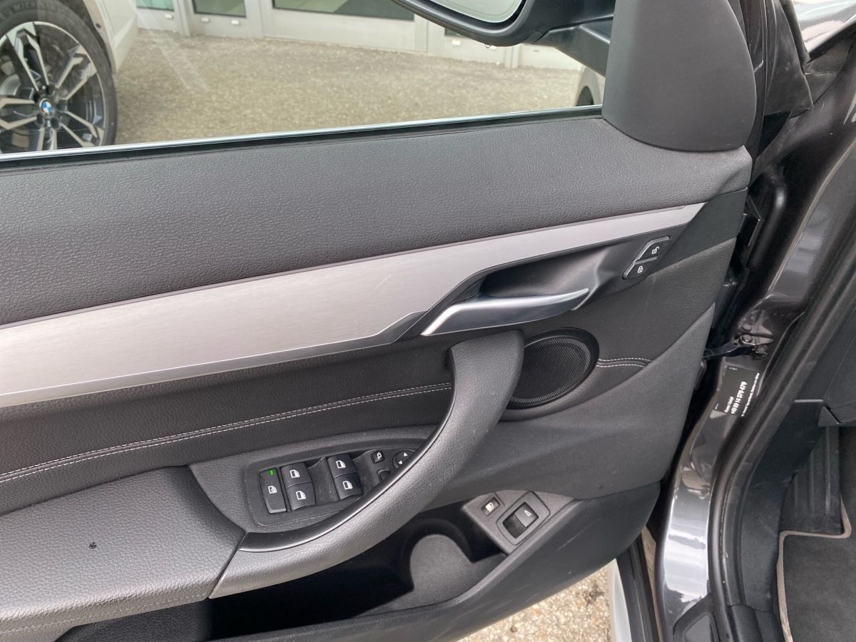 BMW X1 xDrive25e xLine - Samsaru's Car Outlet