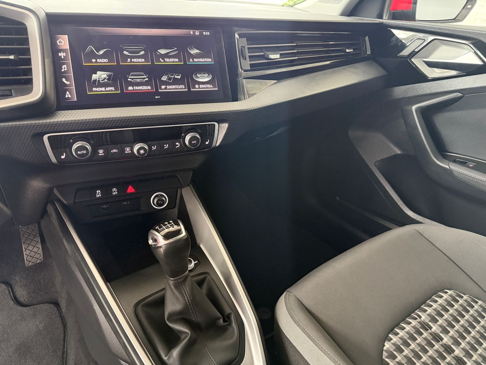 Audi A1 Sportback Advanced 30TFSI - Samsaru's Car Outlet