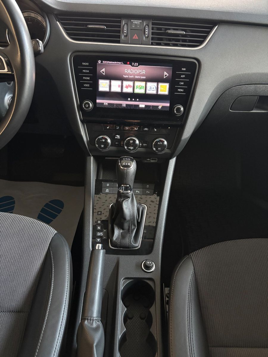 Skoda Octavia Combi Style 4x4 - Samsaru's Car Outlet