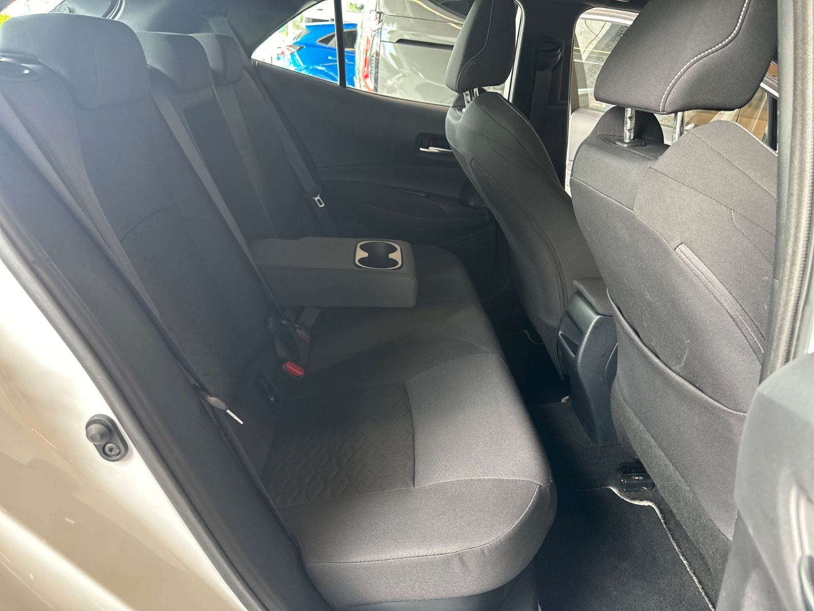 Toyota Corolla Hybrid Club - Samsaru's Car Outlet