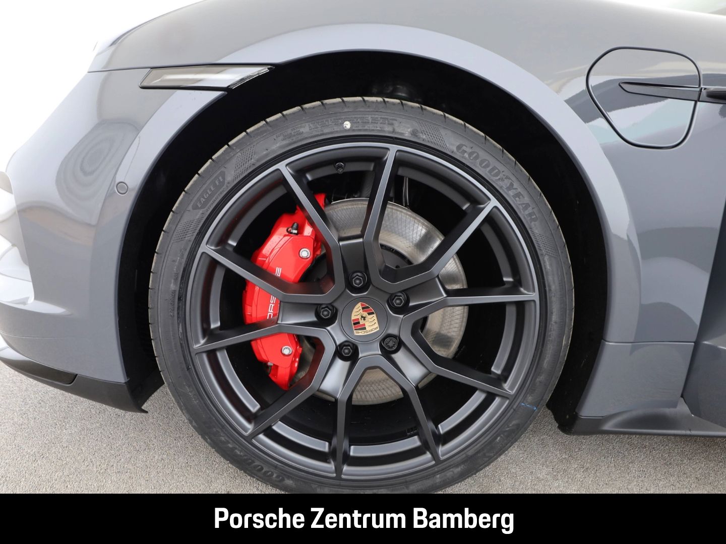 Porsche Taycan GTS/ Inno-Drive/ GTS-Paket/ Matrix uvm.