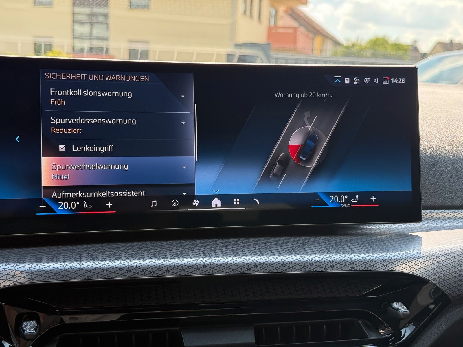 BMW 320d D M Sport AHK HuD 360° hifi ACC