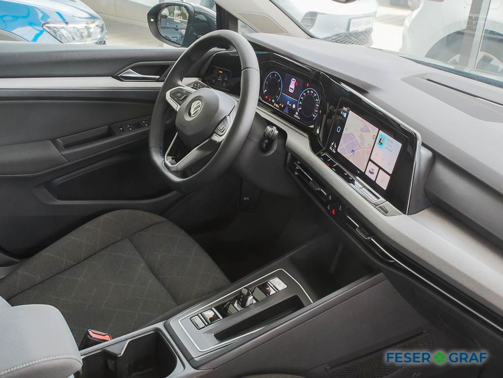 Volkswagen Golf Life 2.0 TDI DSG - Samsaru's Car Outlet
