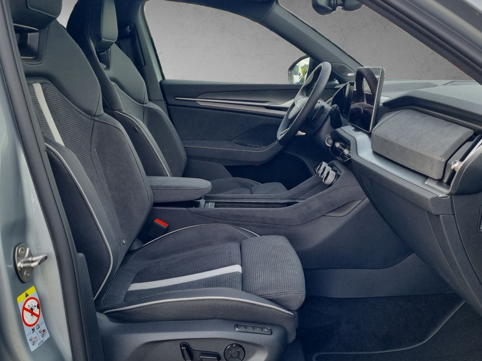 Skoda Kodiaq 1.5 TSI iV Sportline AHK Fahrassi+Info