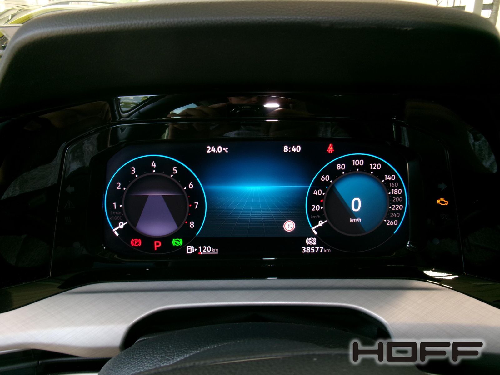 Volkswagen Golf Variant eTSI Life - Samsaru's Car Outlet