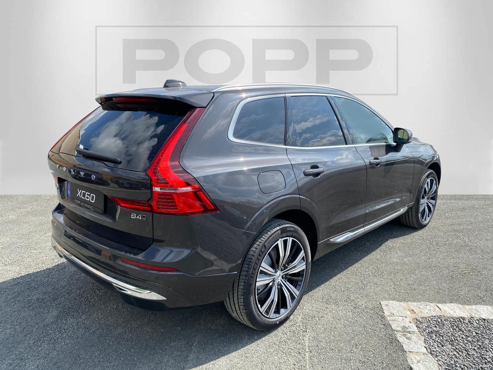 Volvo XC60 B4 AWD Plus Bright 20" 4xSHZ ACC LED STHZ