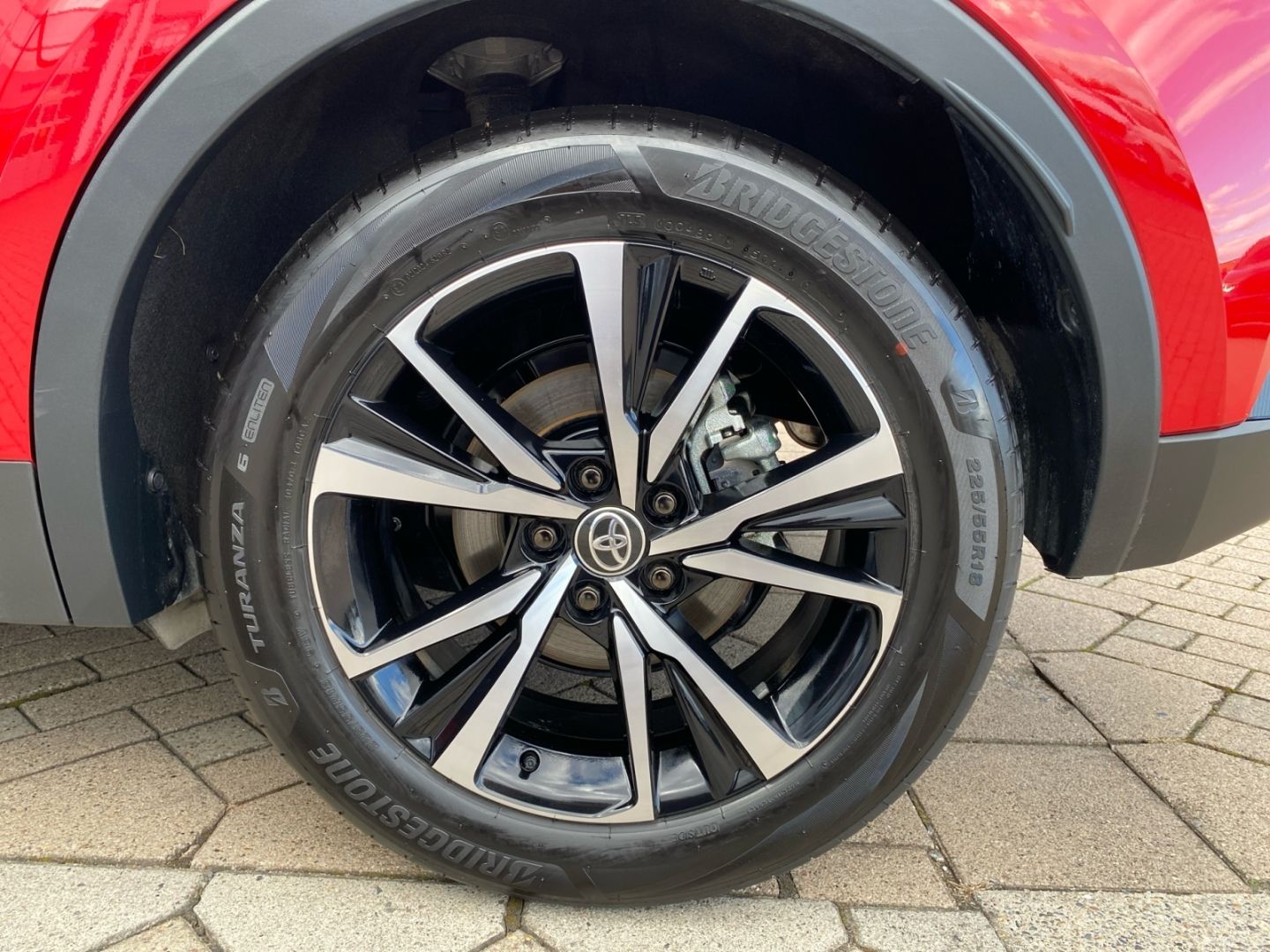 Toyota C-HR 1.8 Hybrid Team D *LED*ACC*CAM*SHZ*CarPlay*