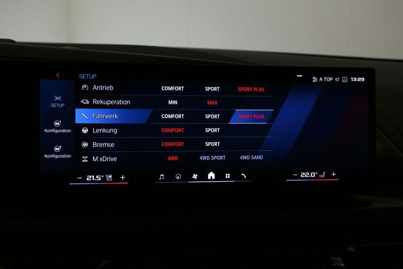 BMW XM 50e NP 152539.- AHK Massage ACC Park+ B&W HuD
