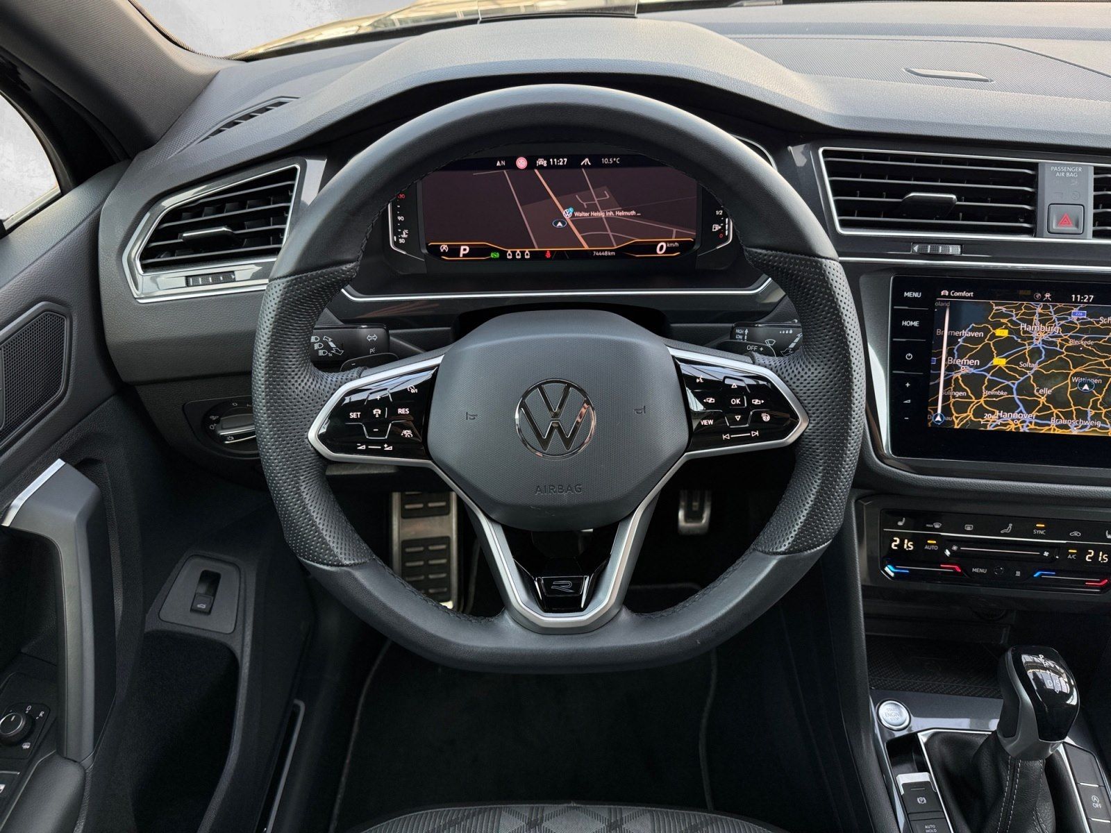 Volkswagen Tiguan 2.0 TDI DSG R-Line 4M NAVI/PANO/AHK