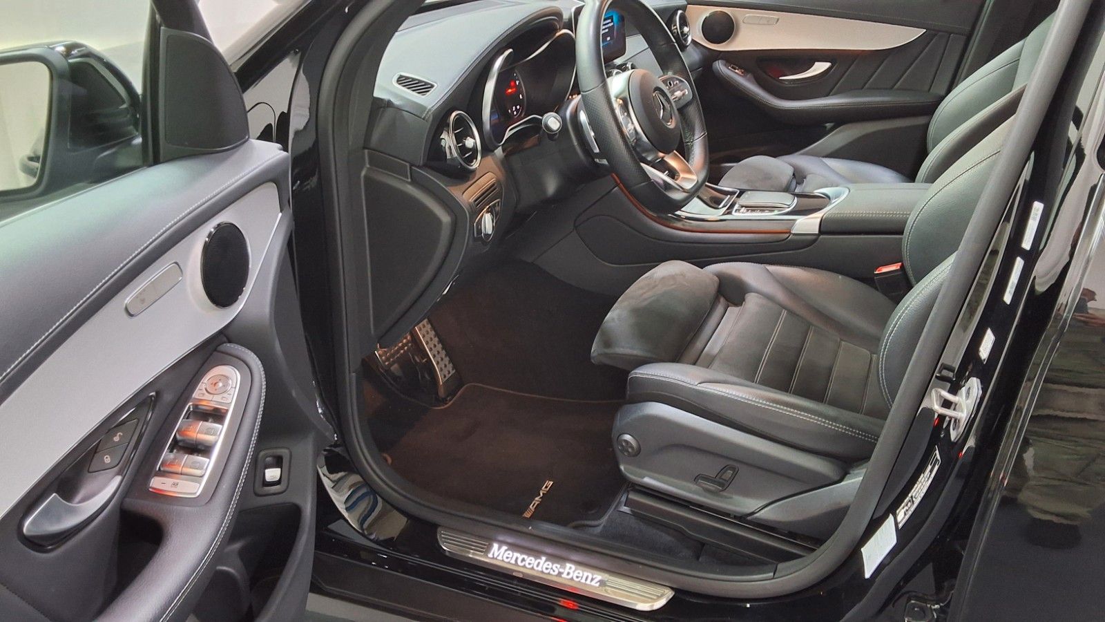 Mercedes-Benz GLC 220 d 4Matic AMG - Samsaru's Car Outlet