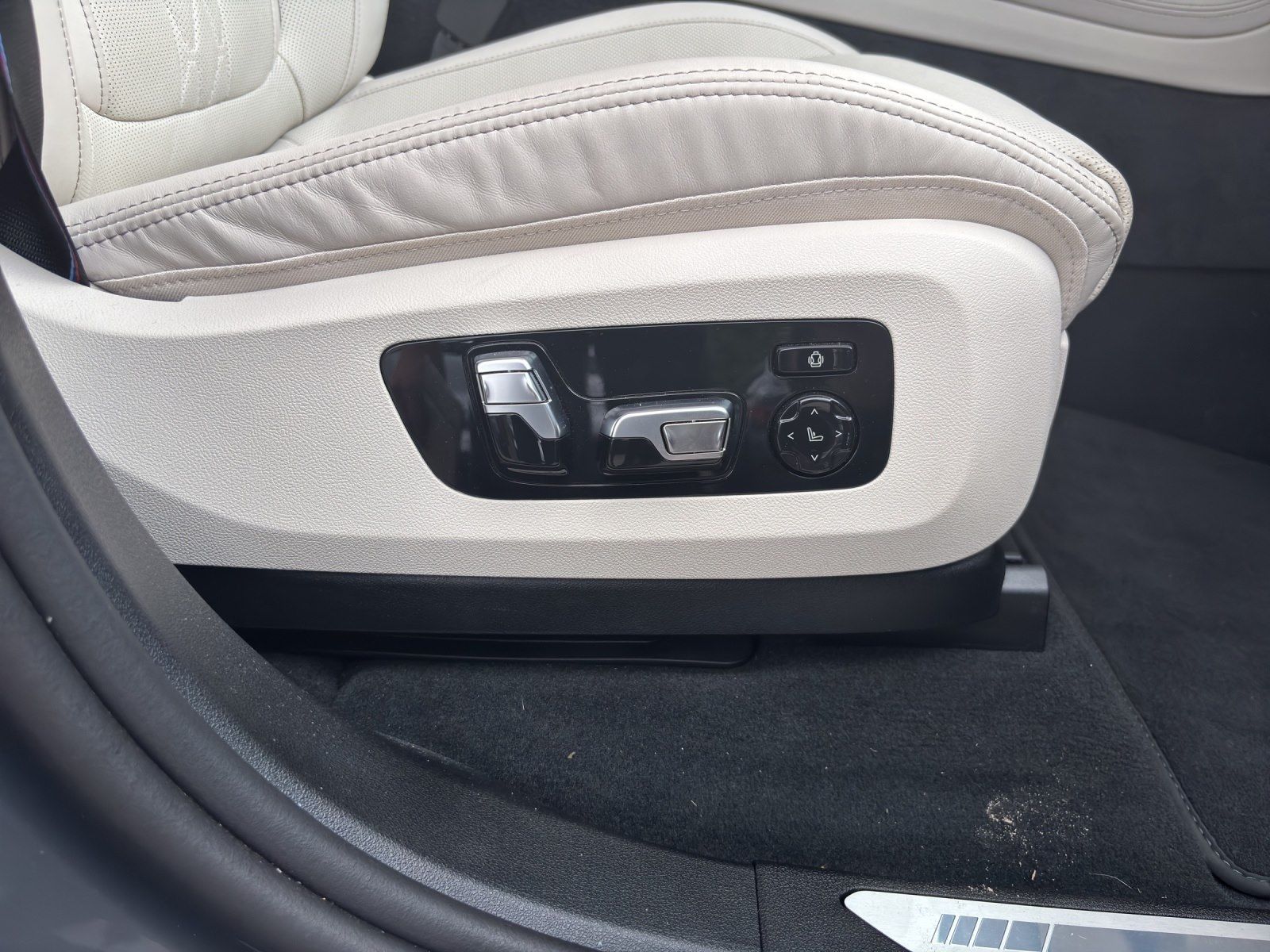 BMW X7 xDrive40d | M Sport Pro| UPE 148.080,-Euro| 2