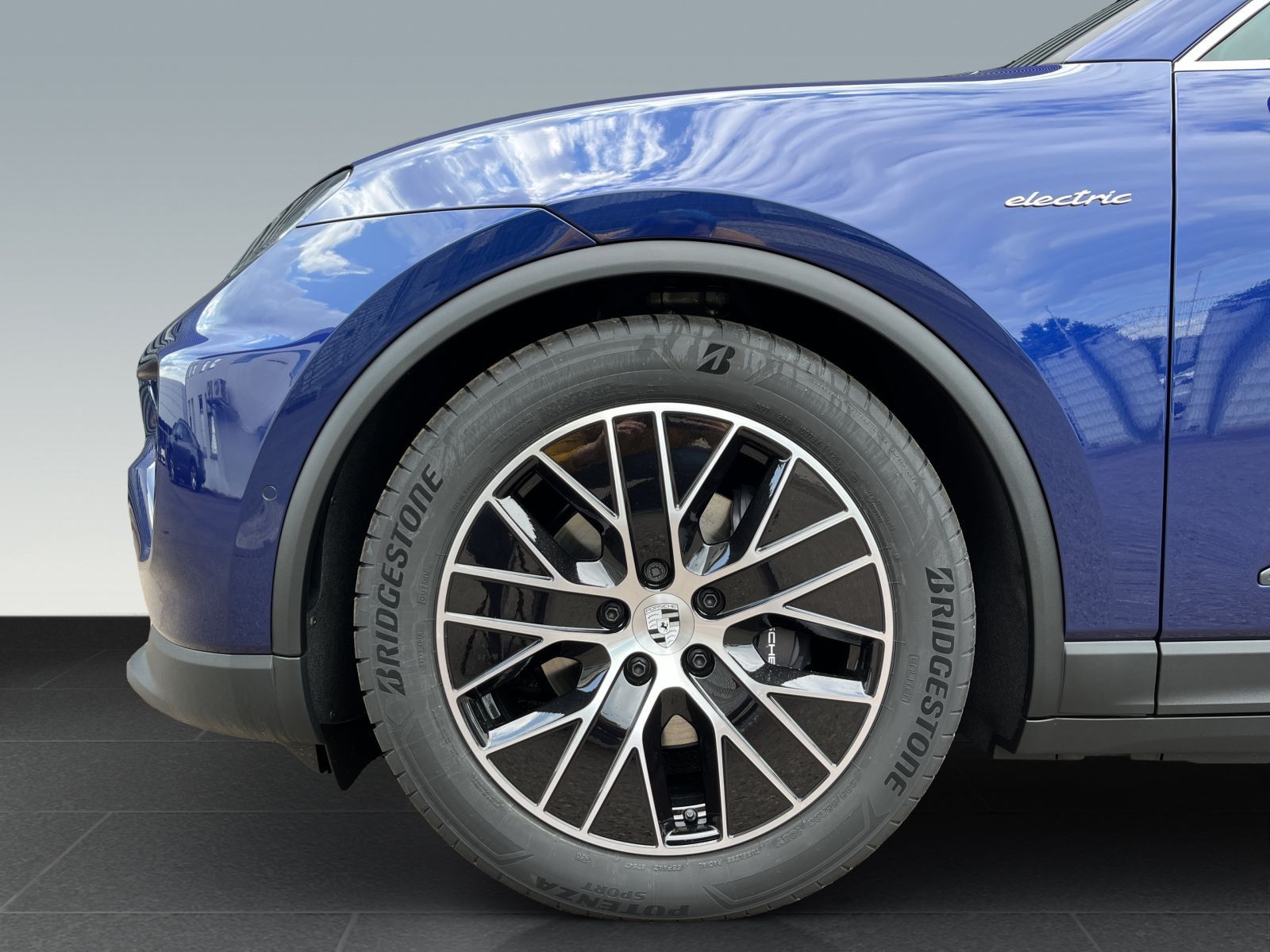 Porsche Macan 4 Pano.,PASM,Privacy,Servo+,Head-Up