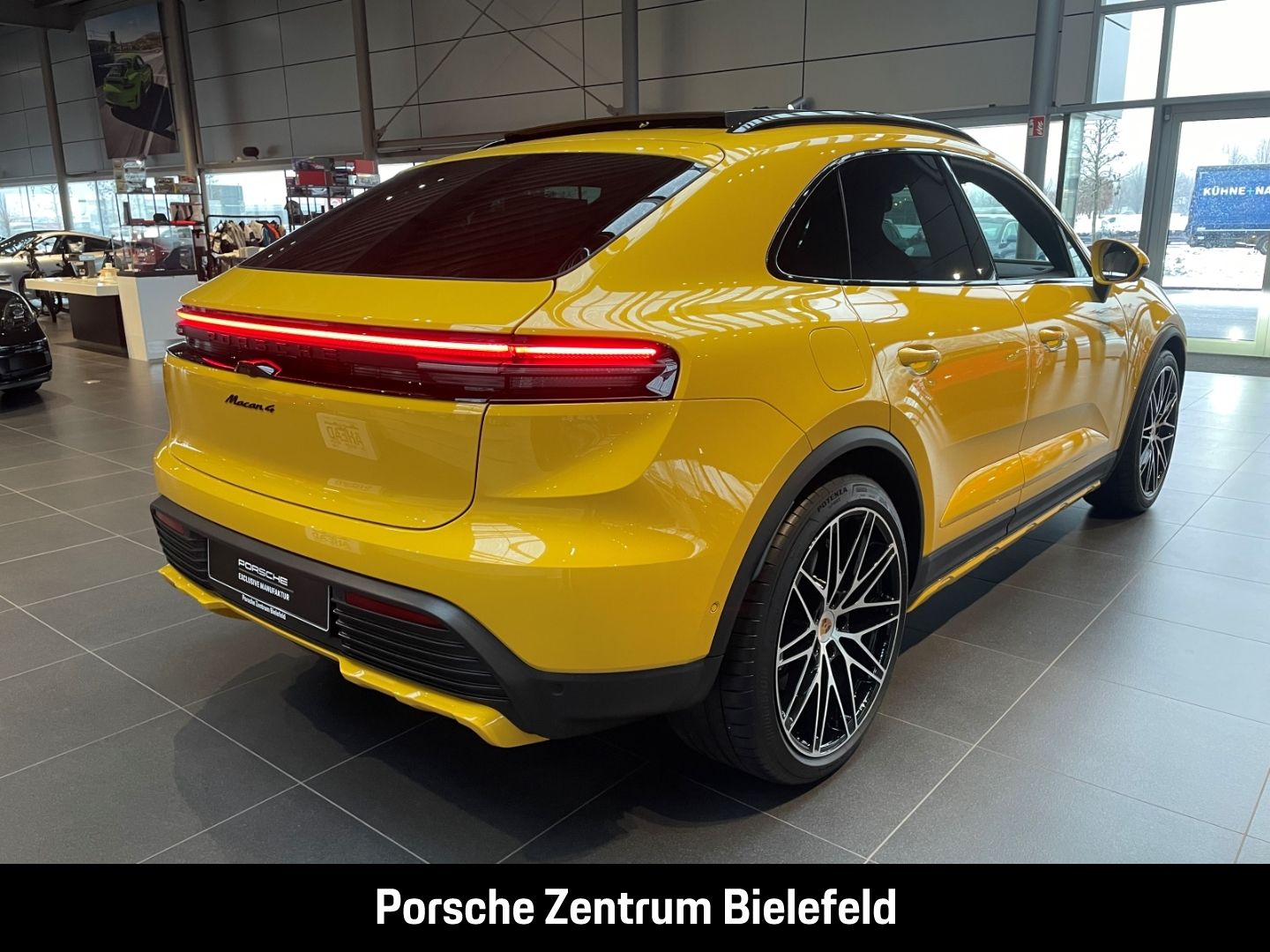 Porsche Macan 4 Offroad-Design LED-Matrix Surround-View
