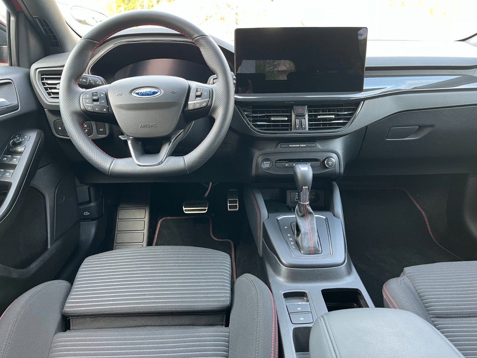 Ford Focus Turnier ST-Line X - Matrix LED, B&O, Pano