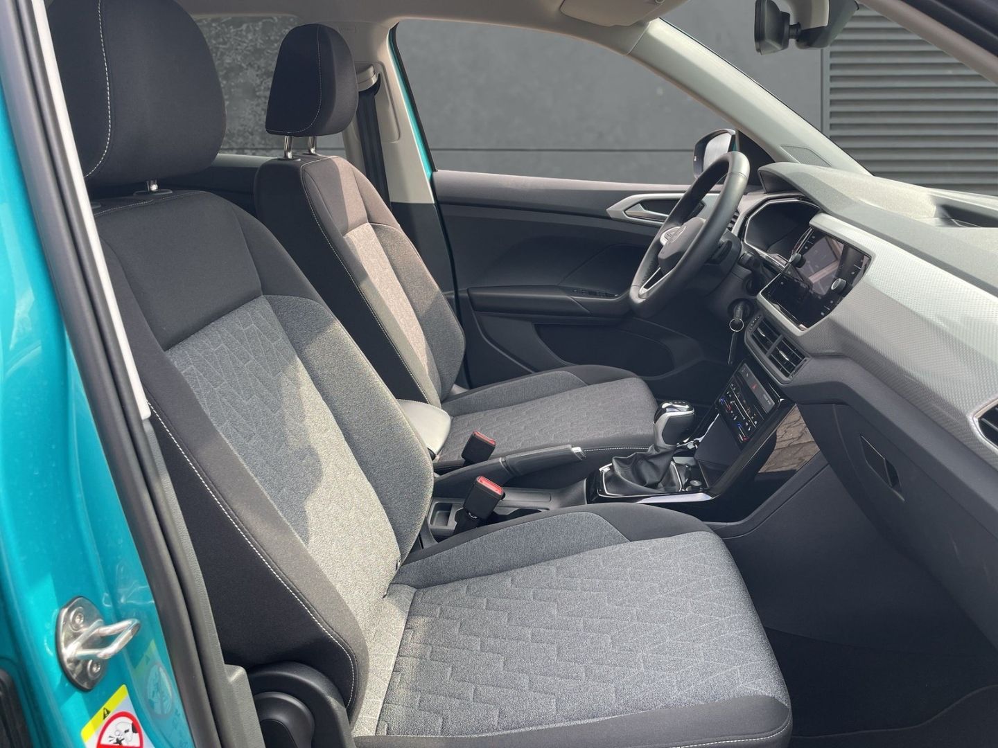 Volkswagen T-Cross 1.0 TSI Move - Samsaru's Car Outlet
