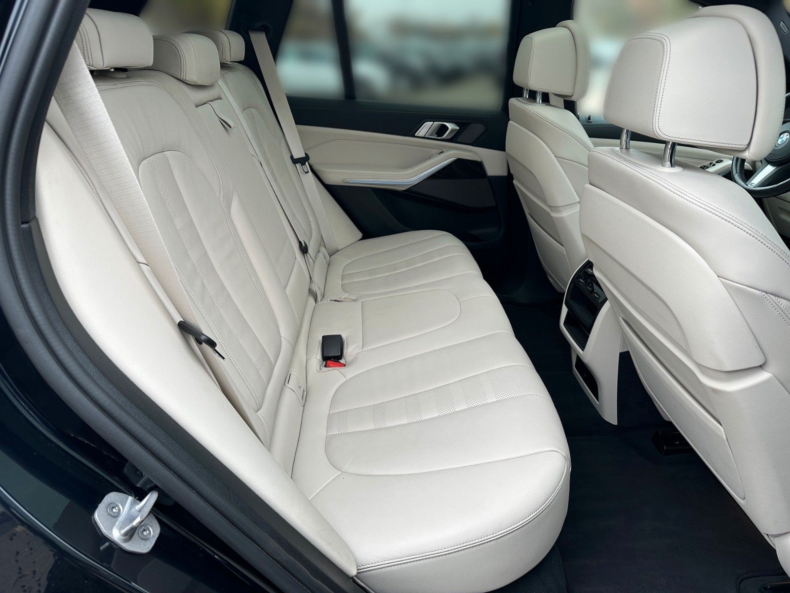 BMW X5 xDrive45e Pano AHK Allwetter Leder Kamera