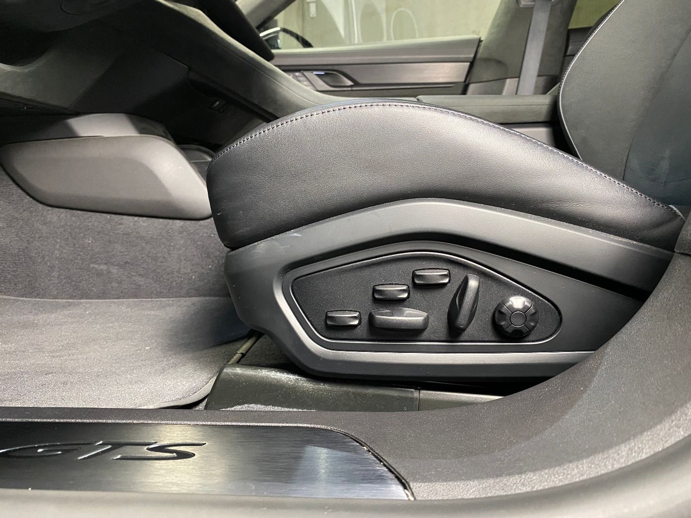 Porsche Taycan GTS | Intelligent Range Manager | BOSE |