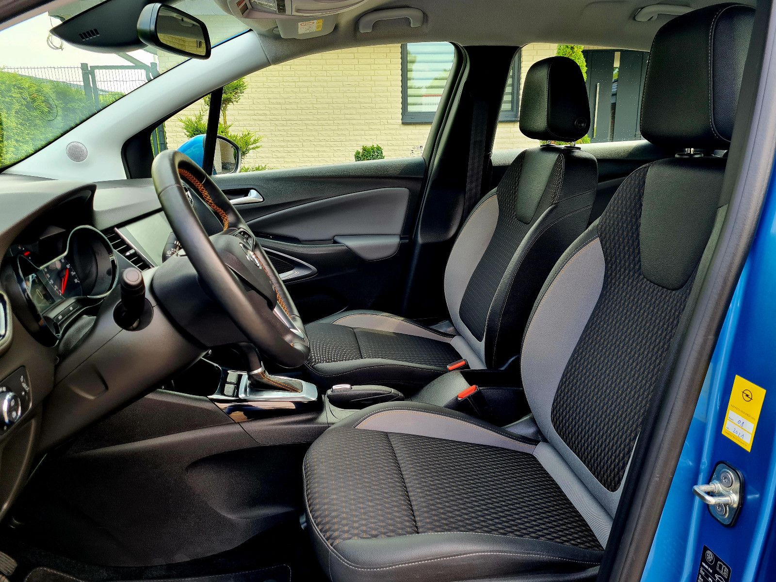 Opel Crossland Innovation - Samsaru's Car Outlet