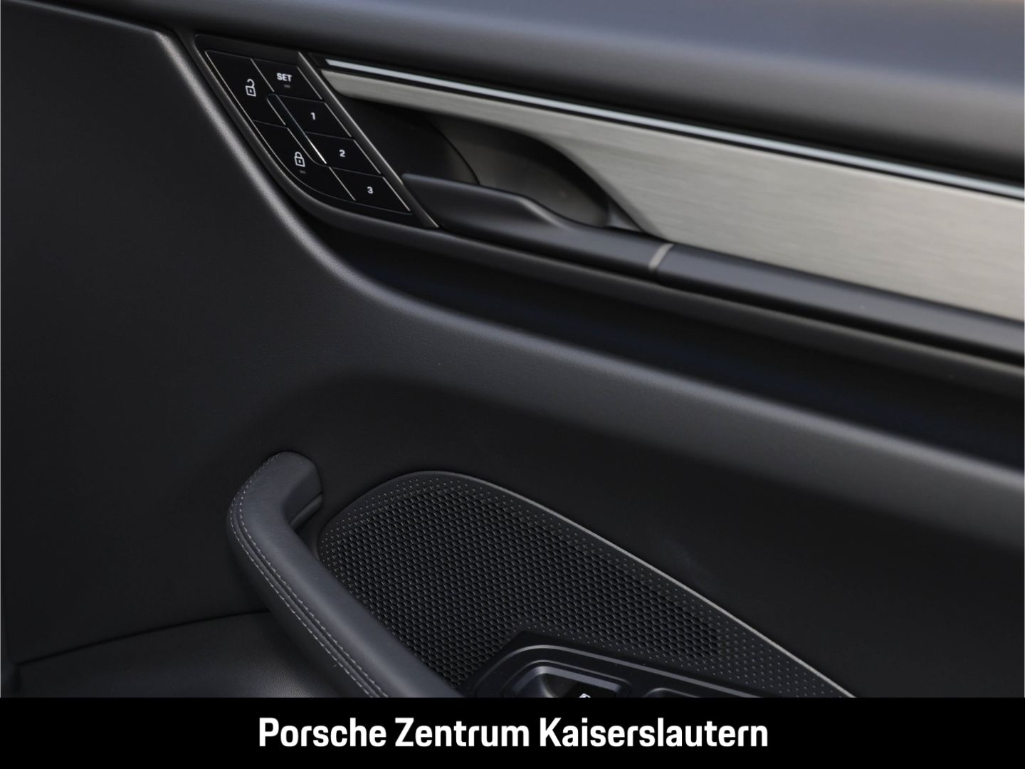 Porsche Macan 4 BOSE Panoramadach LED-Marix InnoDrive