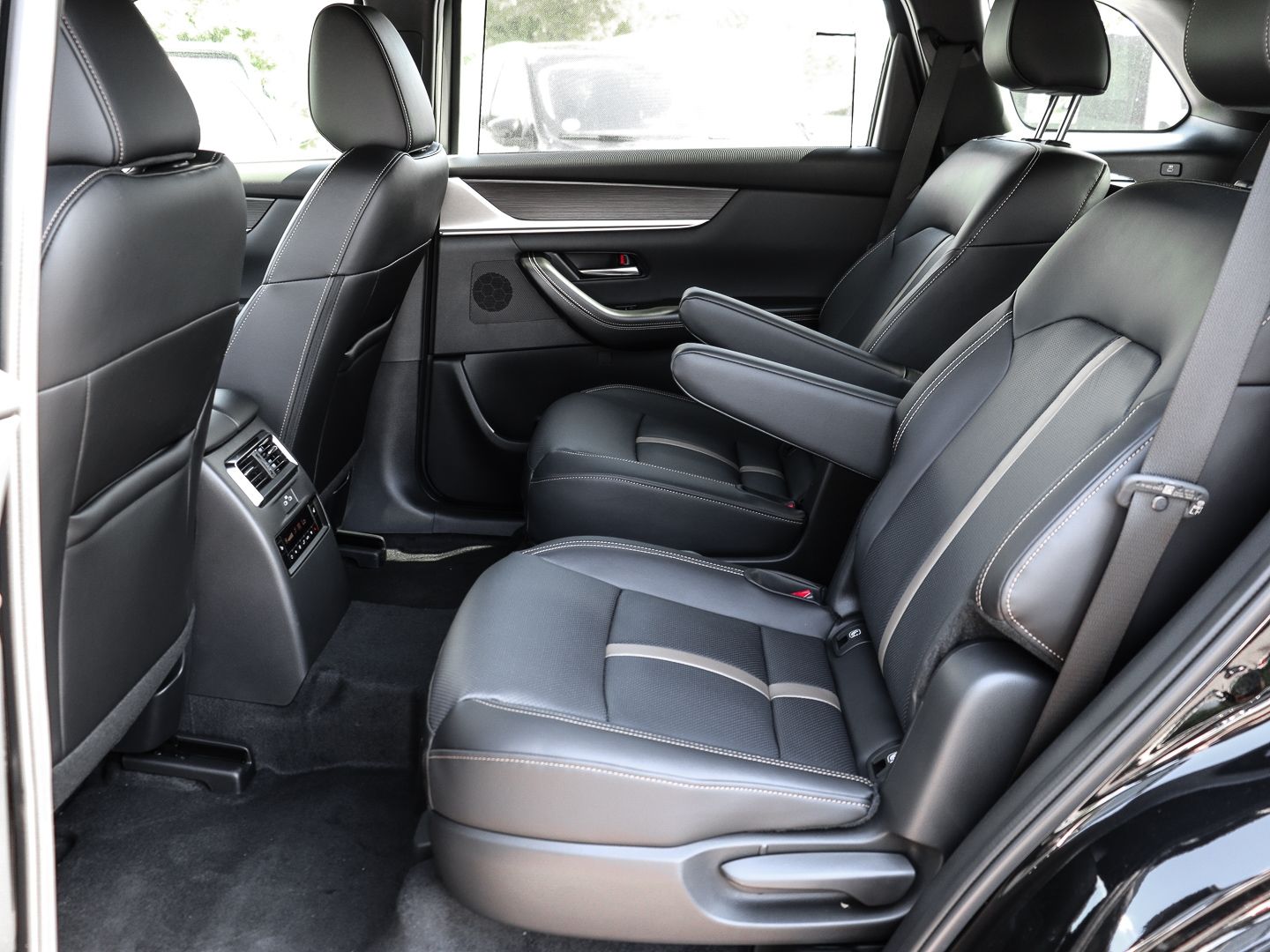 Mazda CX-80 Homura AWD Panoramadach 3.3 e-SKYACTIV-D 2