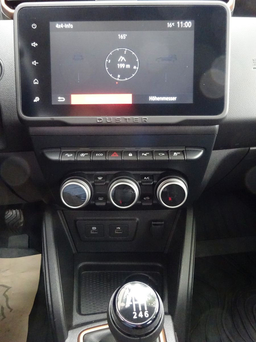 Dacia Duster II Extreme TCe150 4WD - Samsaru's Car Outlet