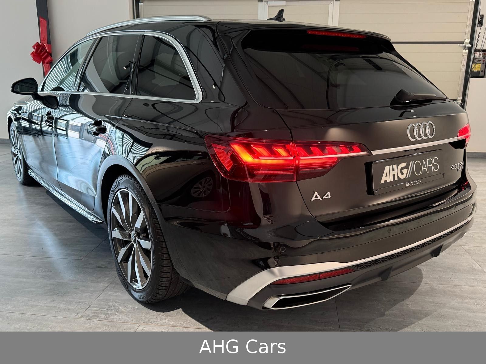 Audi A4 40 Avant S line quattro 2.0 TFSI - Samsaru's Car Outlet