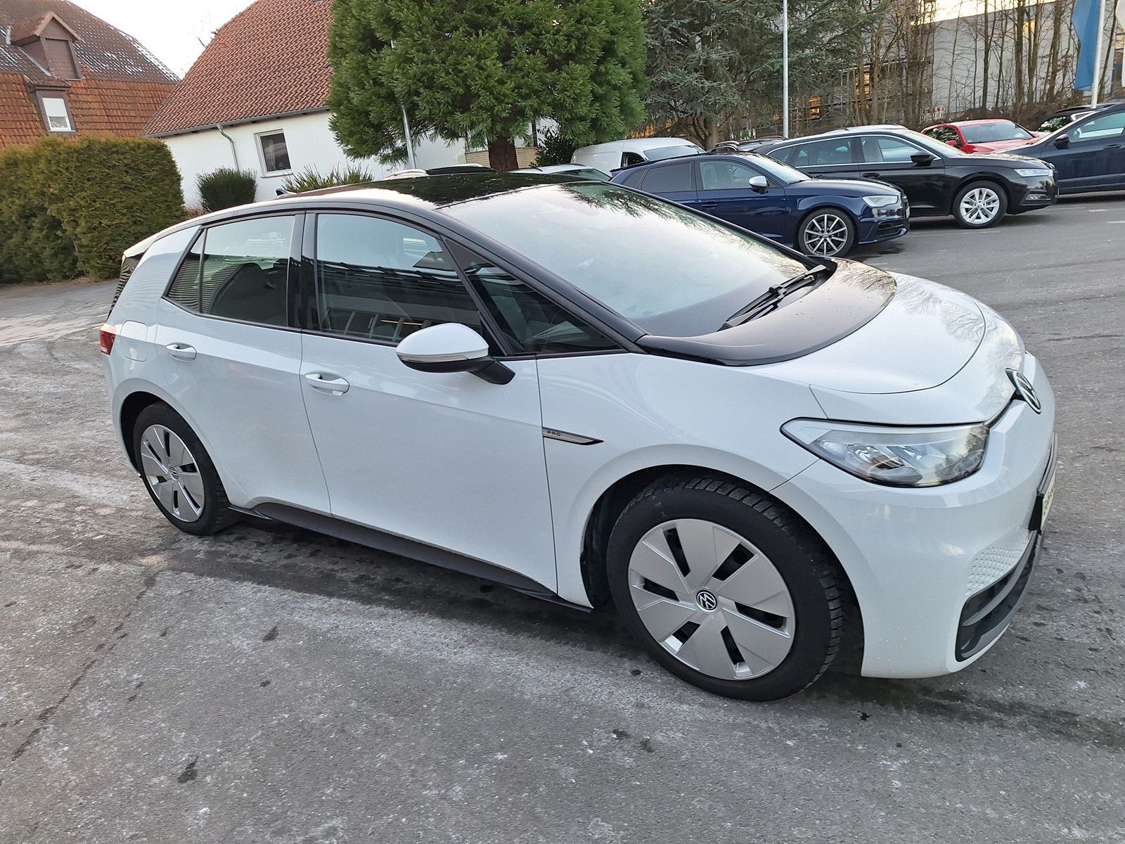 Volkswagen ID.3 Life - Samsaru's Car Outlet