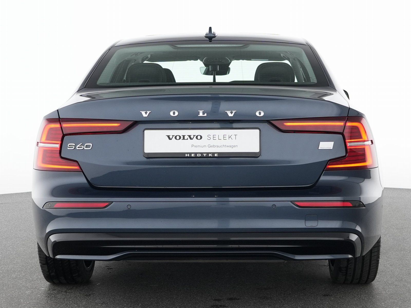 Volvo S60 T8 Recharge AWD Ultimate Dark 19"+B&W+360°