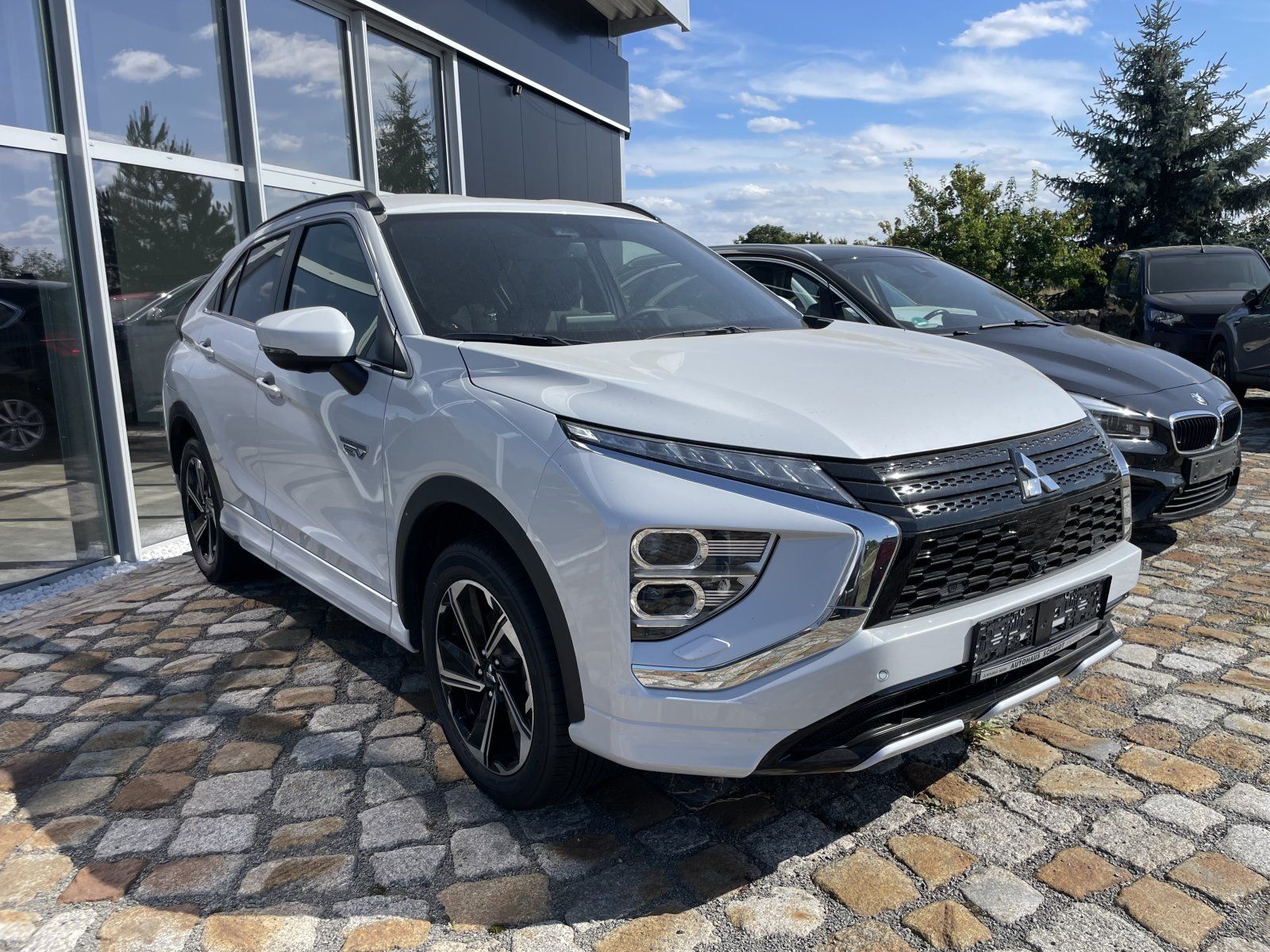 Mitsubishi Eclipse Cross 2.4 MIVEC SELECT  2.4 MIVEC PHEV E