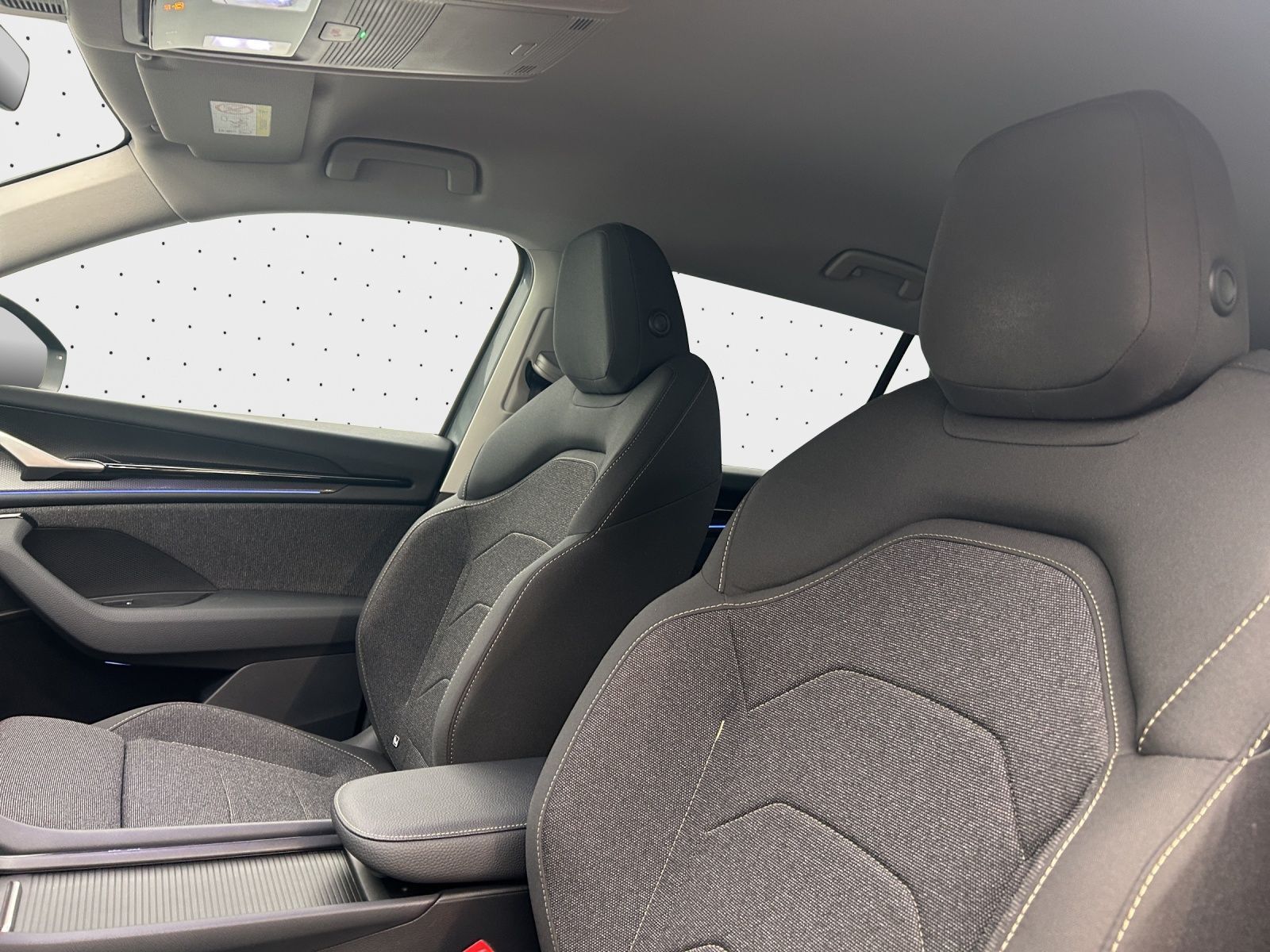 Skoda Kodiaq 2.0 TSI*AHK*KAM*NAVI*SHZ*PDC*LED*KEYLESS*