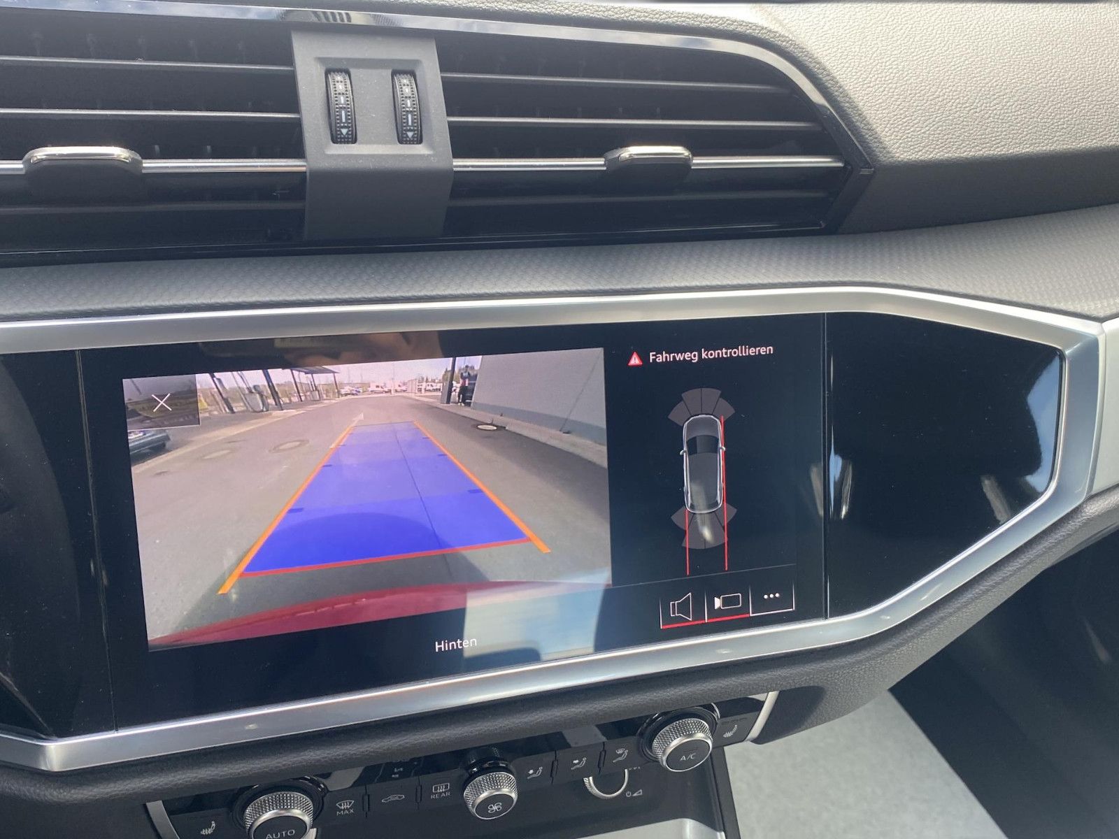 Audi Q3 40 qua advanced Matrix*Virtual*Kamera*ACC*AHK