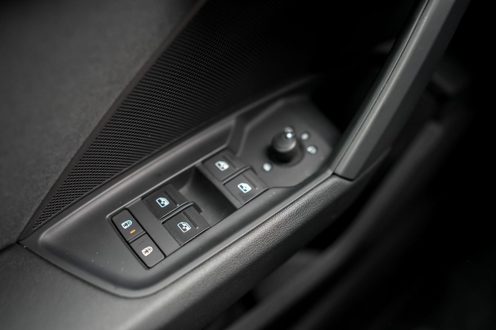 Audi A3 Sportback 35 TFSI advanced - Samsaru's Car Outlet