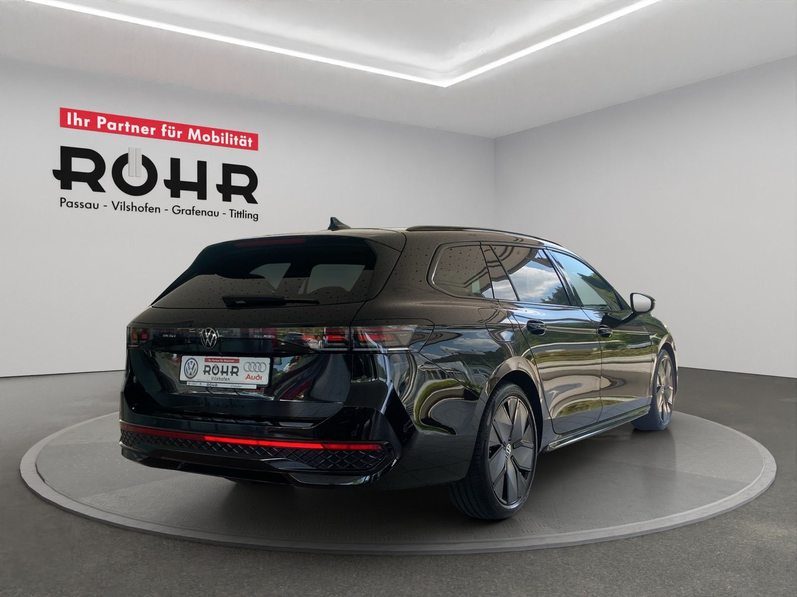 Volkswagen Passat Variant R-Line 2.0 TDI DSG 4Motion 360