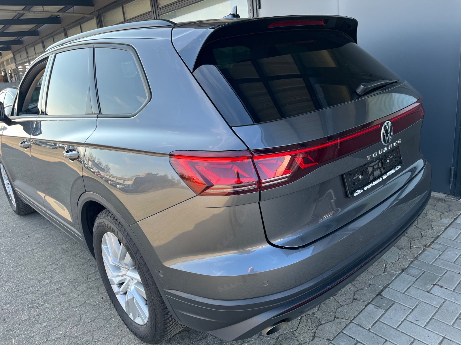 Volkswagen Touareg 3.0 TDI  4Motion Luftfahr Leder AHK LED