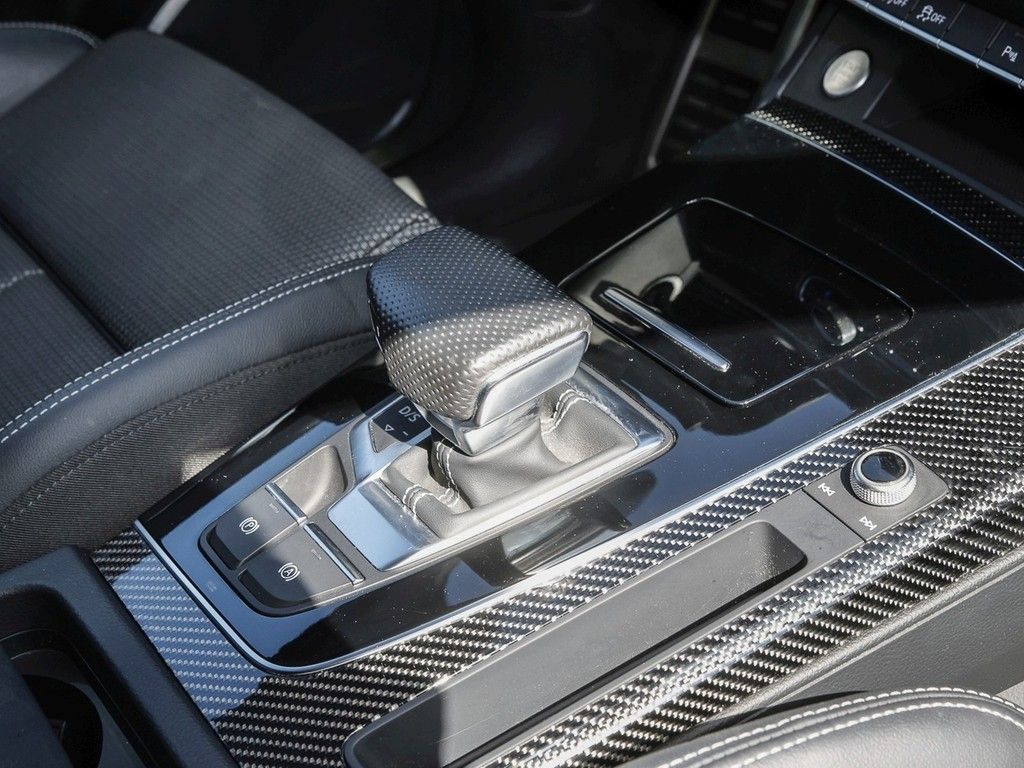 Audi Q5 50 TDI S line - Samsaru's Car Outlet