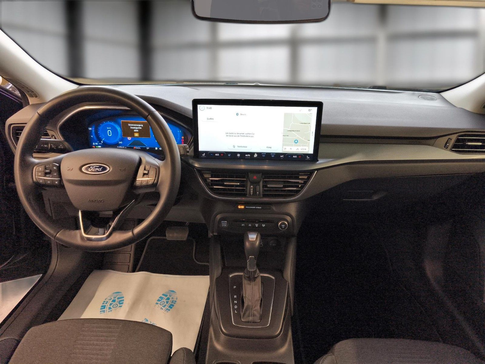 Ford Focus Turnier Active X NAVI LED ACC RFK
