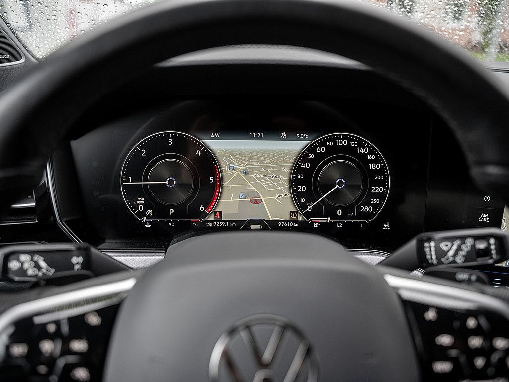 Volkswagen Touareg 3.0 V6 TDI R-Line 4M AHK 360° PANO KAM