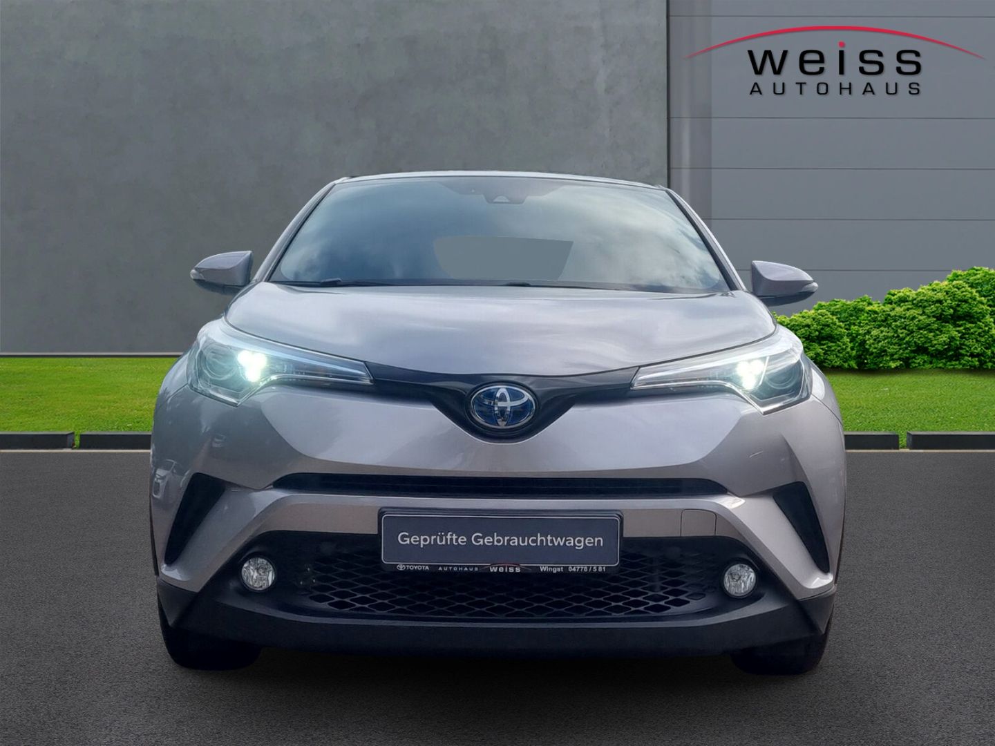 Toyota C-HR Hybrid Business Edition - Samsaru's Car Outlet
