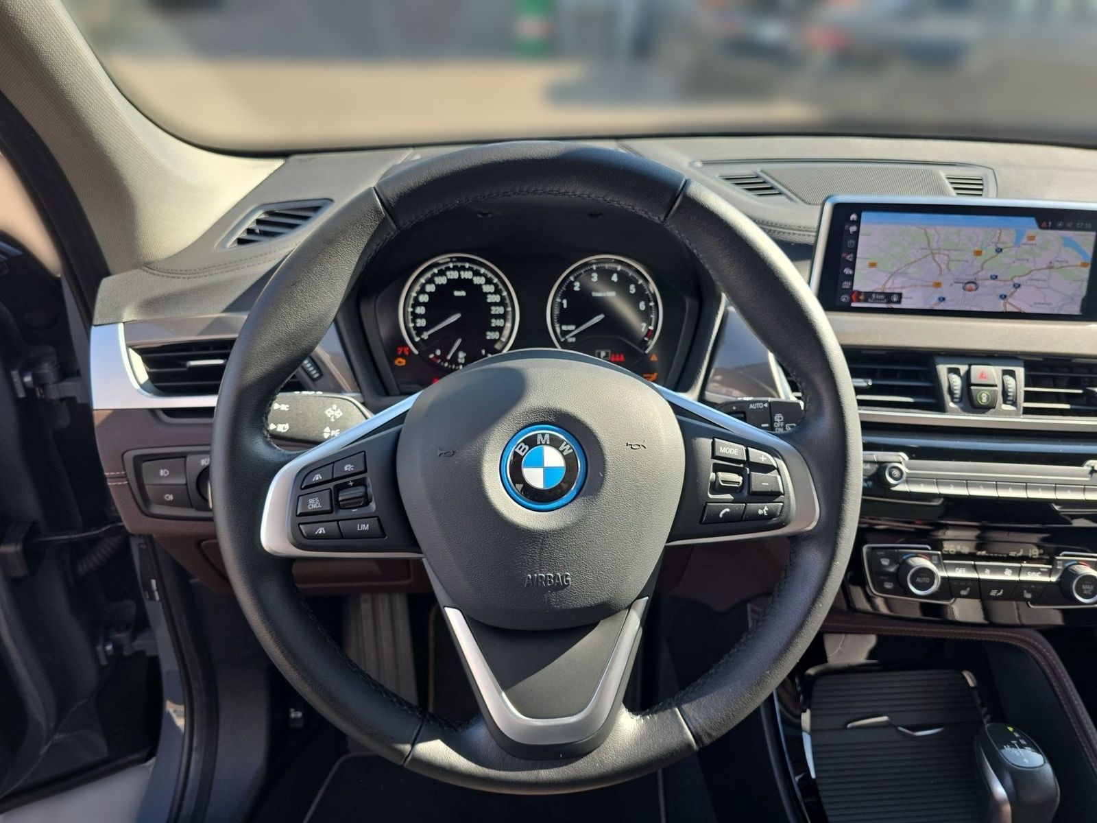 BMW X1 xDrive25e X-Line - Samsaru's Car Outlet